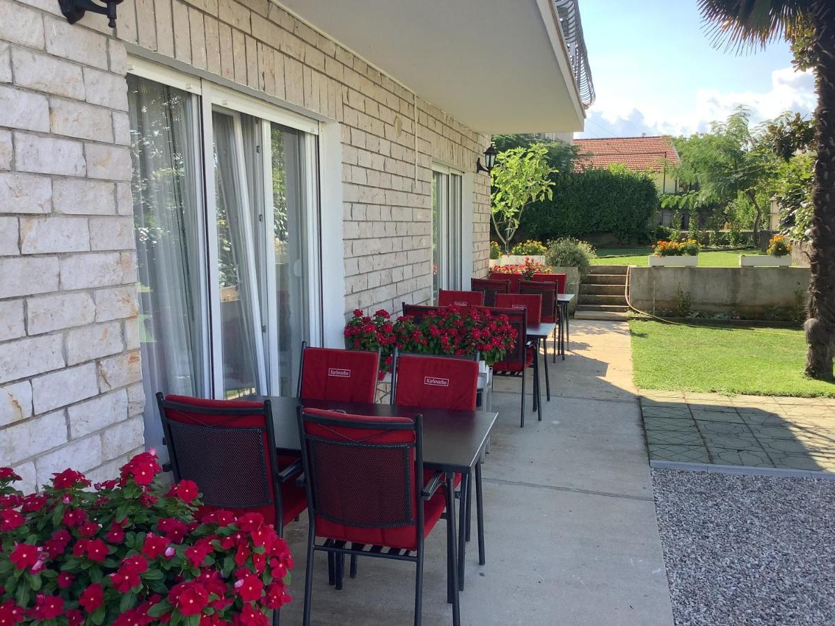 Sobe Pipic Aparthotel Široki Brijeg Екстериор снимка